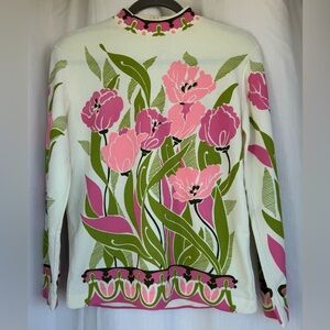 Vintage Devon zip back top from the Mod 60’s. No size label but fits Small.